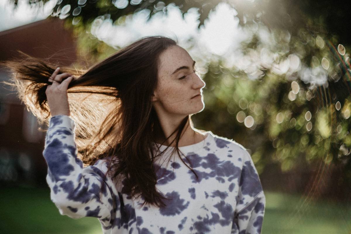 Professional Hair Conditioning: Why Salon-Grade Deep Treatments Outperform Drugstore Masks